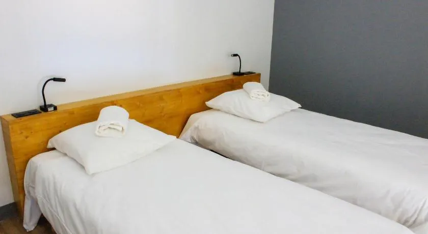 Auberge Le LEO de FOIX - Image 1