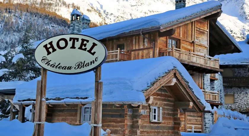 Relais du Chateau Blanc - Image 1