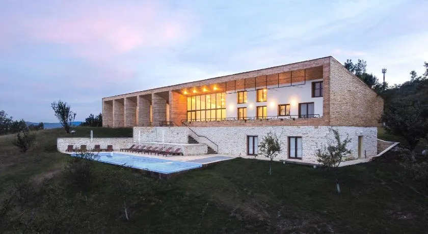 ViilA Cheia - Image 1