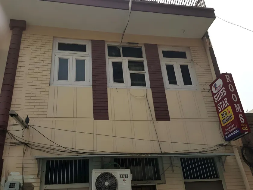 Shine star BnB - Image 1