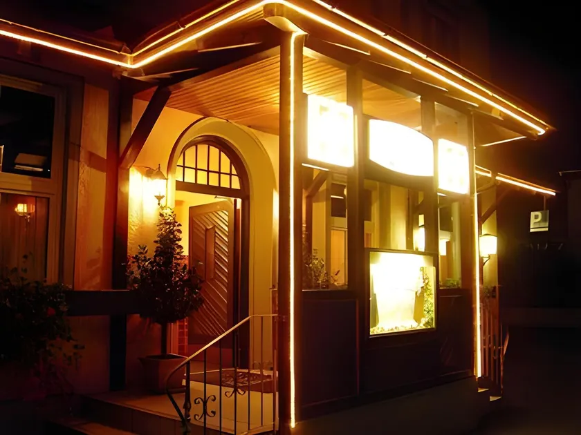 Hotel Löwen Garni - B&B - Image 1