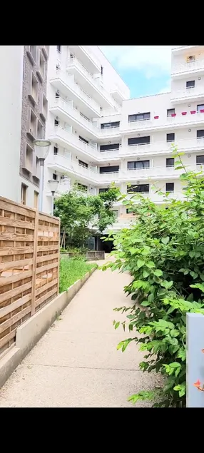 Professional Studio Appartment - Image 1