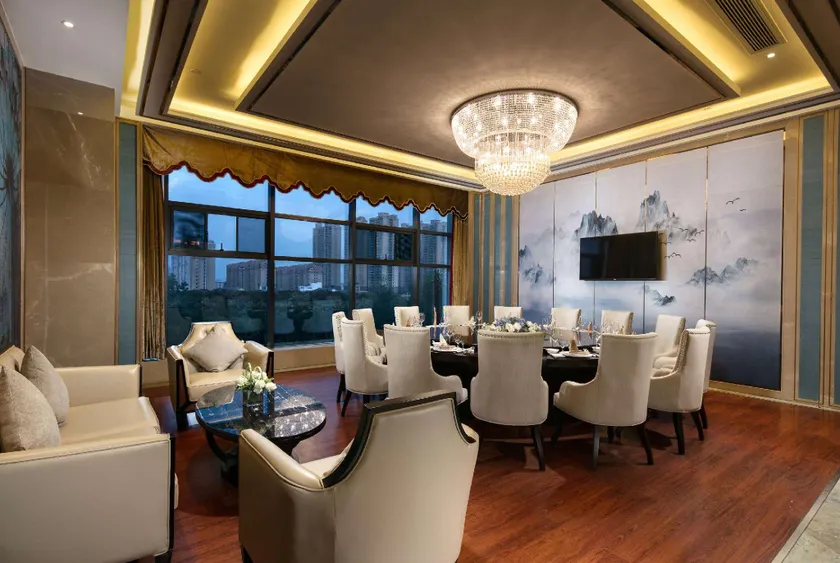 Ramada by Wyndham Wuhan Dongxihu - Image 1