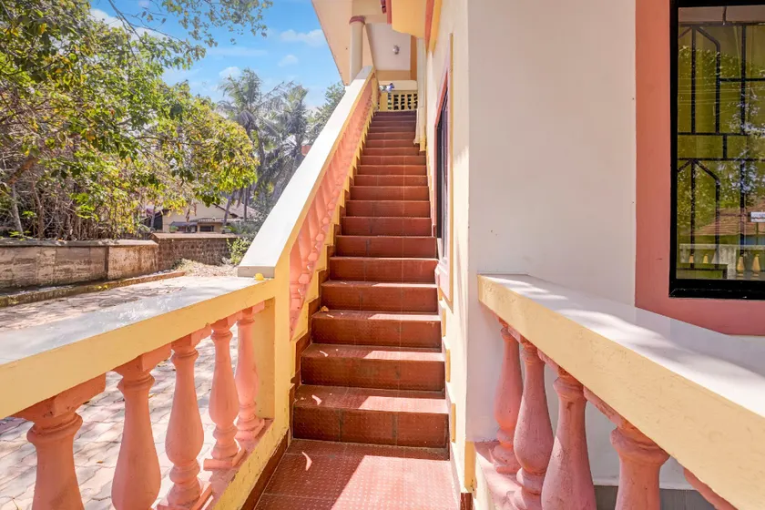 Hotel O Galaxy Guest House - Image 1