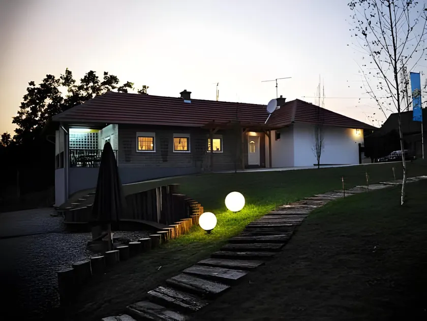 Vila Sunce Morovic - Image 1