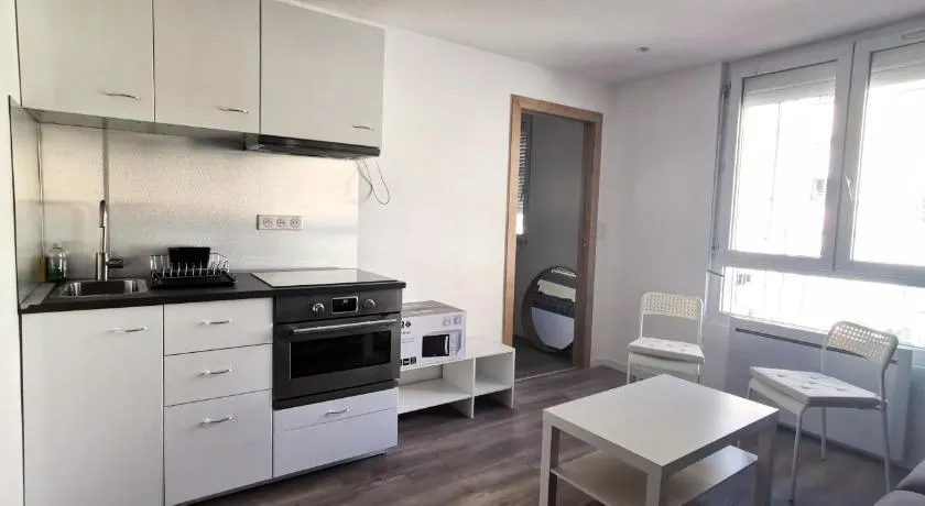 App 11 Mulhouse centre , 4 personnes - Image 1