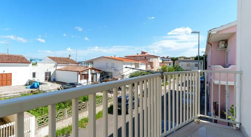 Casa Isa a 100mt dal mare - Image 1