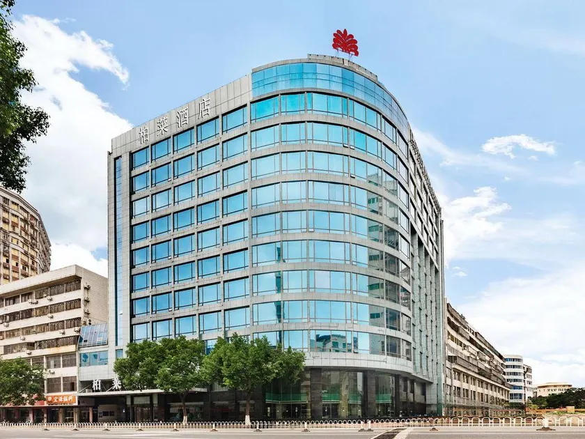 Hotel Brilliant - Image 1
