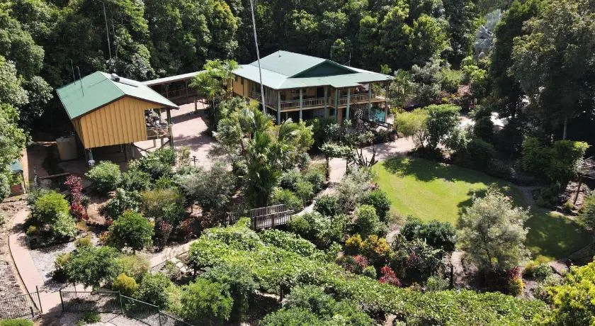 Licuala Lodge - Image 1