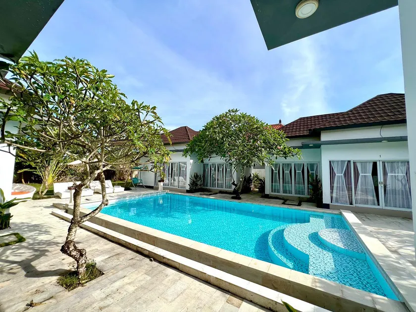 Daniswara Villa - Image 1