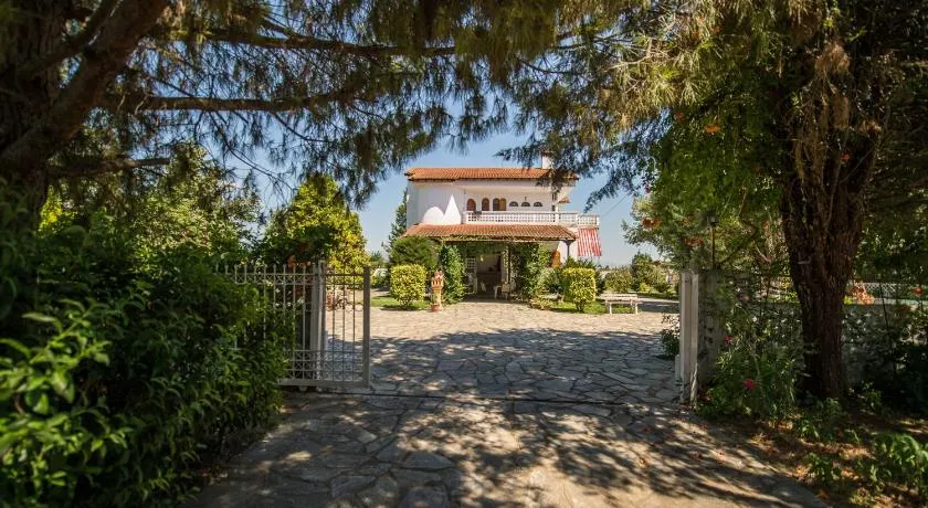 Villa Ampelos - Image 1