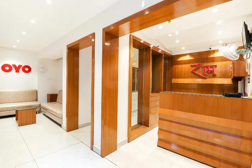 Townhouse OAK The Orange Hotel - Image 1