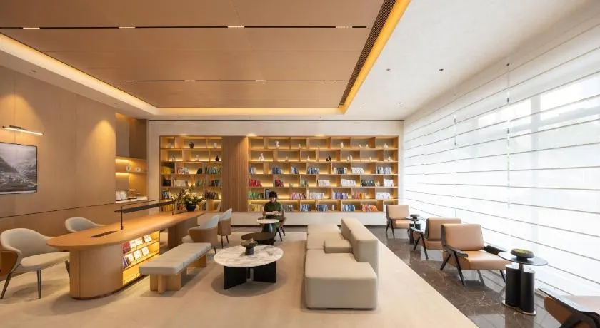 Atour Hotel Zhuhai Lover's Road Love Post Office - Image 1