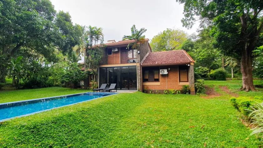 Garden Villa close to the Airport - Image 1
