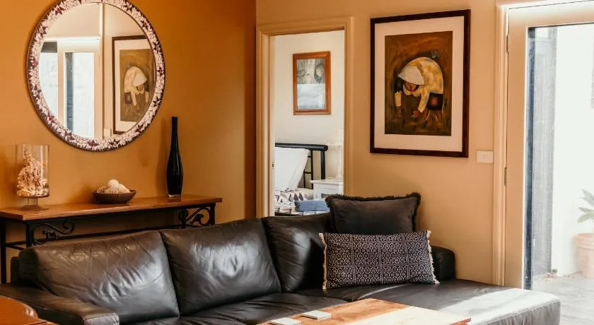 Port Boutique Accommodation - Image 1