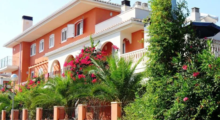 Apartamentos Concha del Mar - Image 1