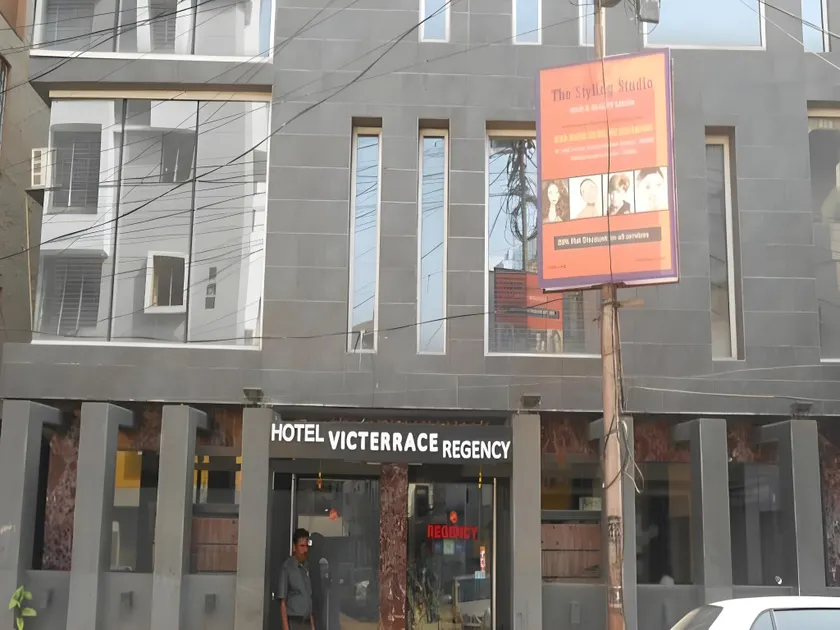 Hotel Victerrace Regency - Image 1