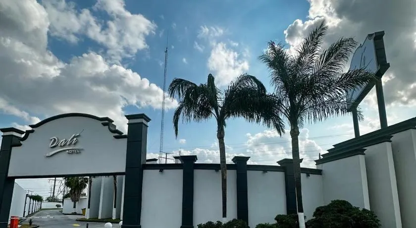 Hotel Dali - Image 1