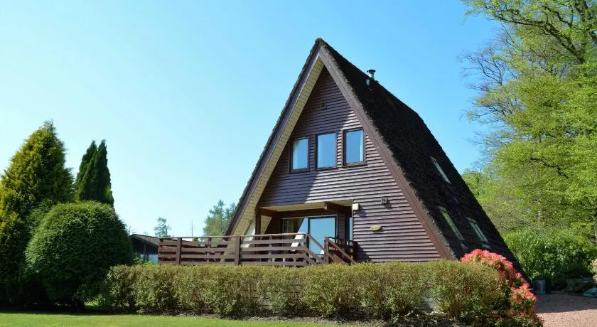 Loch View Lodge - Image 1