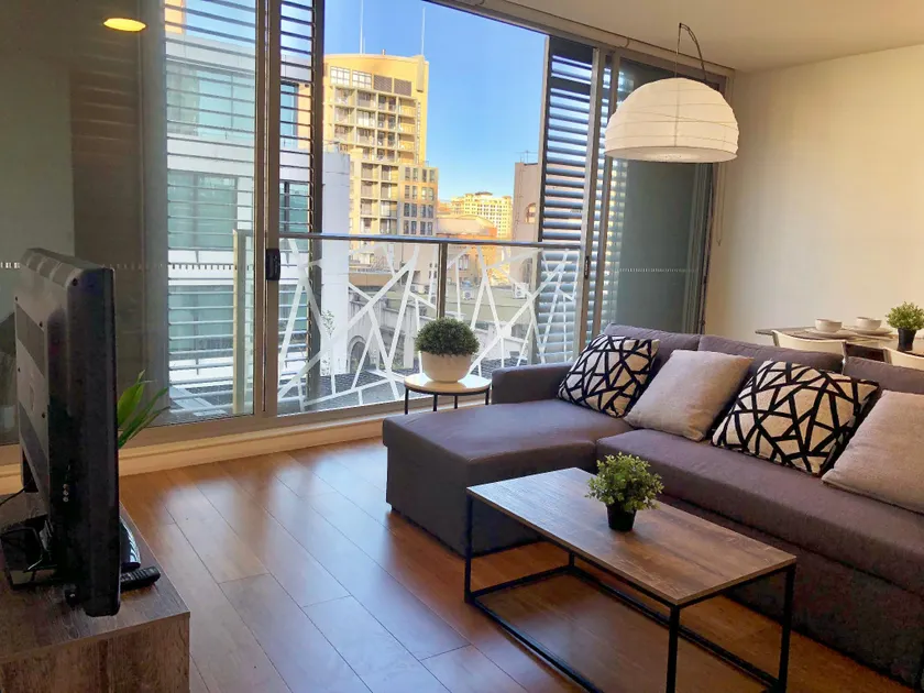 Luxury Apartment in Sydney CBD Chinatown - Image 1