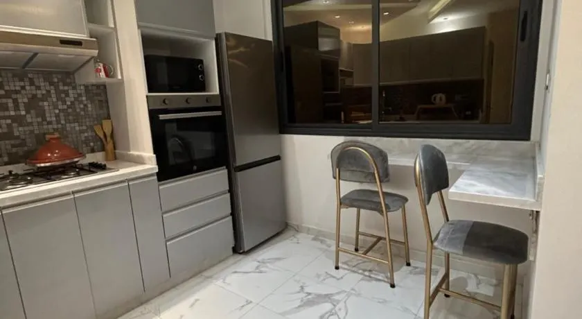 Appartement moderne avec Hammam en plein centre ville - Image 1
