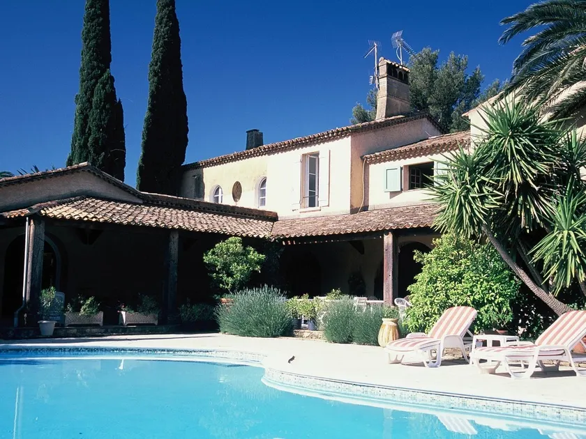 Château Maravenne - Image 1