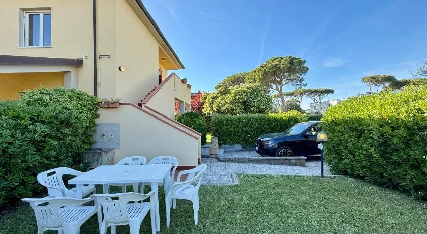 Casa Miranda Villetta con giardino e posto auto privato - Image 1