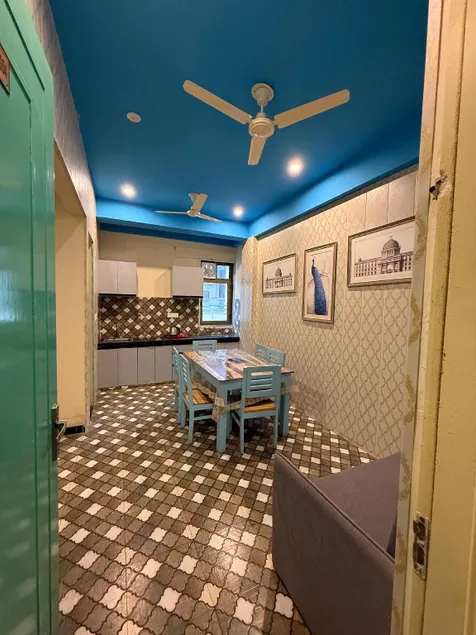 Hotel The Elite - Image 1