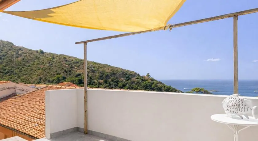 Il Gelso - Casa Vacanza Vista Mare a Pomonte - Isola Elba - Image 1