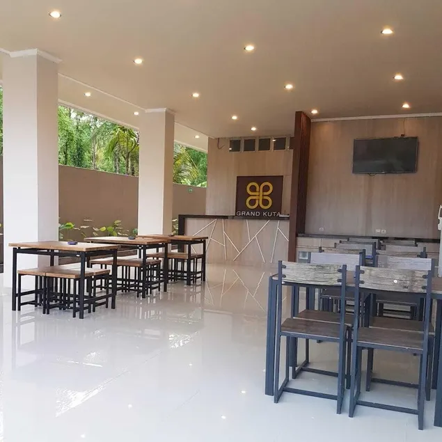 Grand Kuta Hotel Lombok - Pool - 43 inch Google TV - Strong 60Mbps WiFi - New Enhanced Management - Image 1