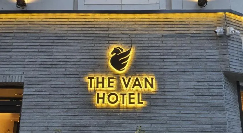The Van Hotel - Image 1