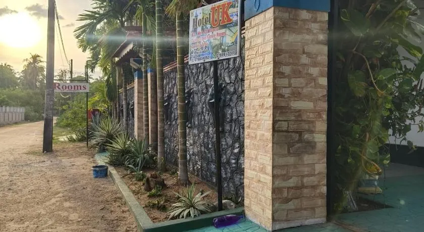Hotel UK Pasikuda - Image 1