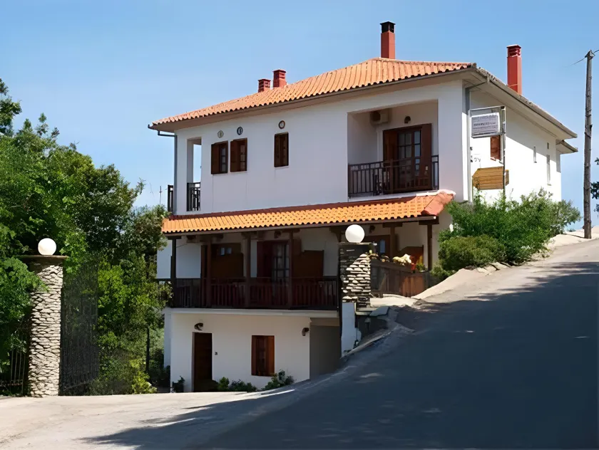 To Limanaki - Image 1