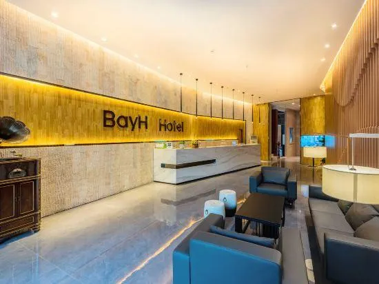 Bay H Hotel - Image 1