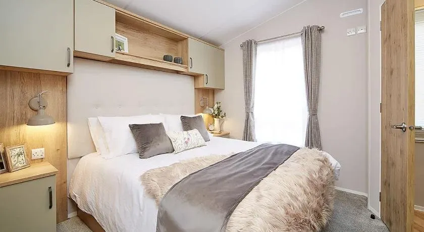 3BR Luxe Coastal Lodge - Sleeps 8- Seabreeze Lodge - Image 1