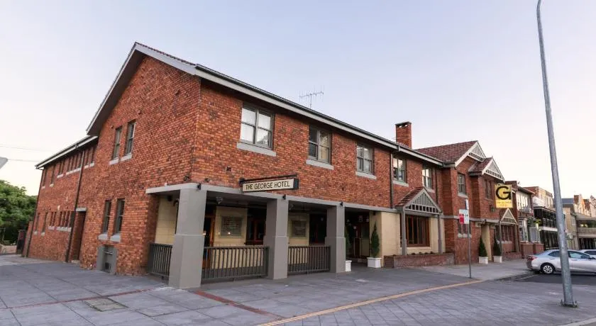 The George Hotel Bathurst - Image 1