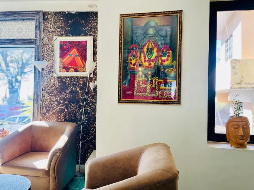 Hotel CHINTPURNI JMC - Image 1