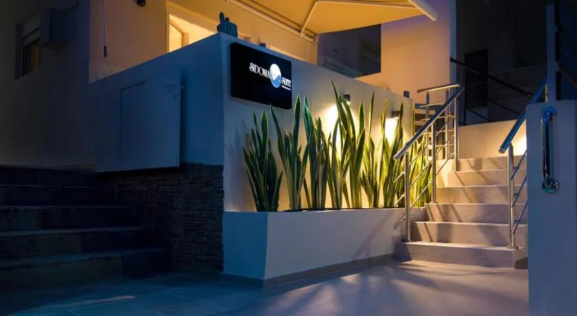Sidonia Suite - Image 1