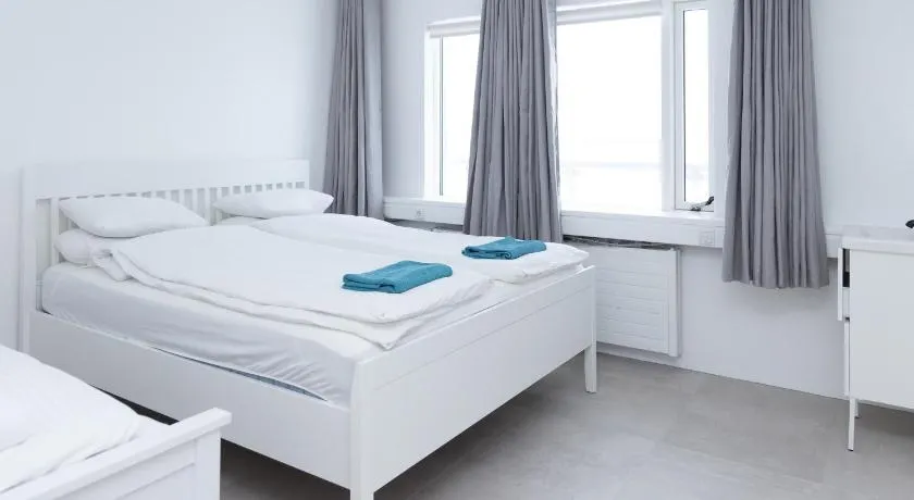 Summerday Guesthouse - Image 1