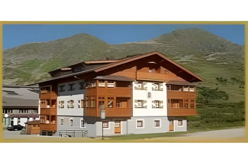 Aparthotel Bernhof - Image 1