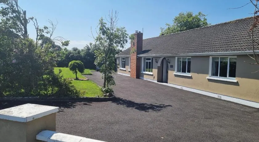 Rosemount - Image 1