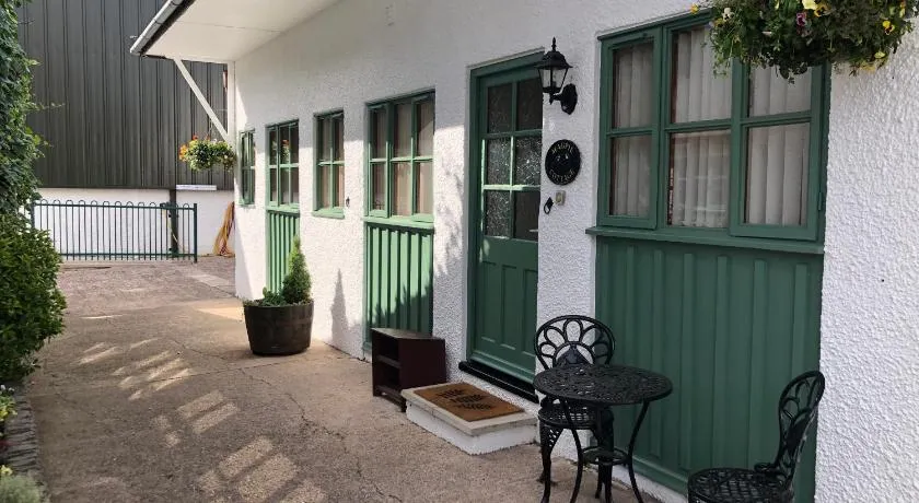 Deanwood Holiday Cottages - Image 1