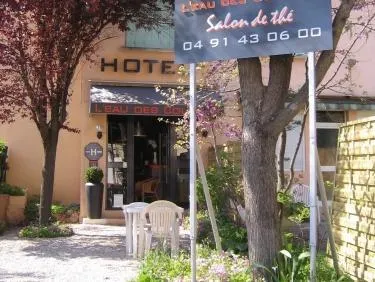 Hôtel L'Eau des Collines - Image 1