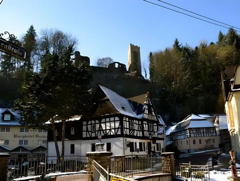 business-lodging Apartmenthaus - Image 1