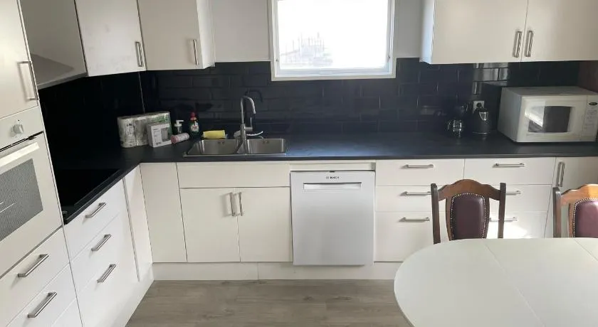 Villa med 4 sovrum - Image 1