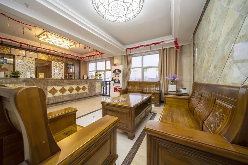 Emperor Business Hotel (Yongfeng Guoguang Supermarket Branch) - Image 1