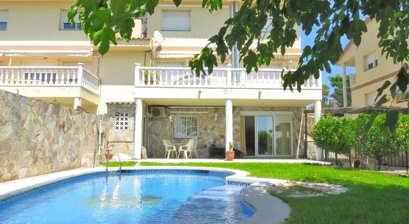 Villa Carolina - Image 1