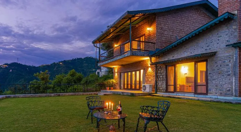 StayVista at Horizon 4BHK with Breakfast & Valley view - Image 1