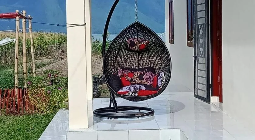 Blesshomestay Samosir - Image 1