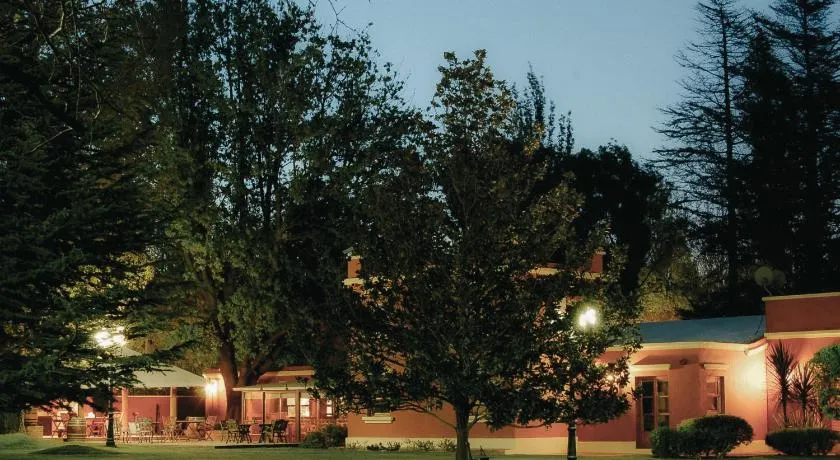 Robles de Besares - Image 1